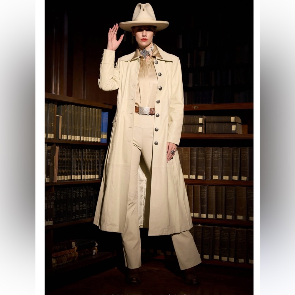 Double D Ranch buttery soft leather Bandit Trench Coat in Bone RTL $1295 L NWT - Picture 4 of 11